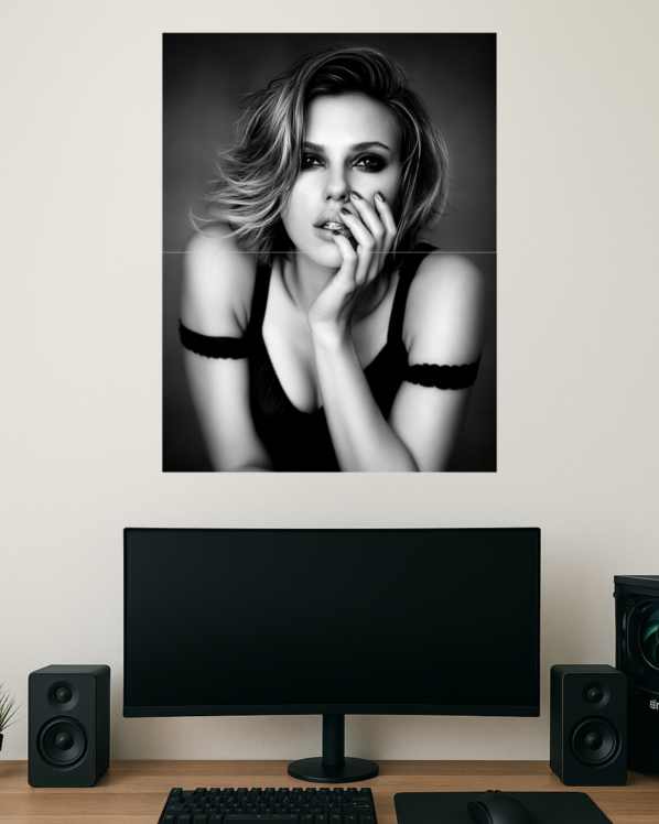 Scarlett johansson-Split Poster